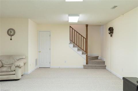 272 Creekside Dr, High Point, NC 27265 photo 44