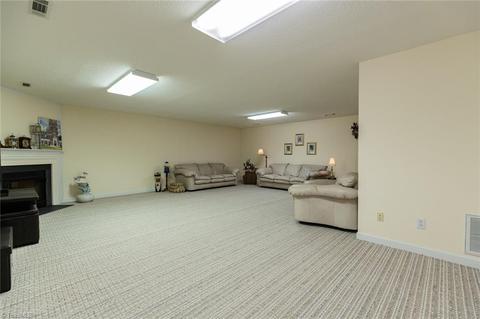 272 Creekside Dr, High Point, NC 27265 photo 45