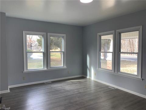 309 Unity St, Thomasville, NC 27360 photo 5