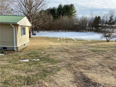 297 Collins Rd, Dobson, NC 27017 photo 5