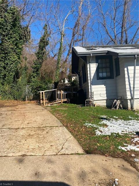 902 Camel Ave, Winston Salem, NC 27101 photo 3