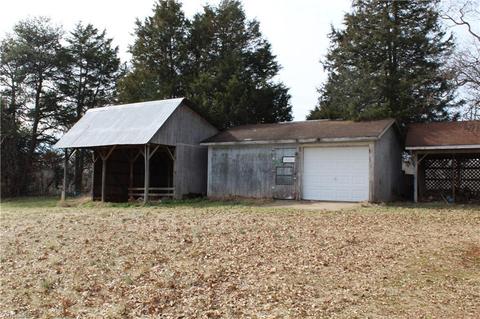 363 Shaw Rd, Harmony, NC 28634 photo 13