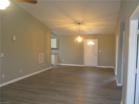 506 Meredith St, High Point, NC 27260 photo 11