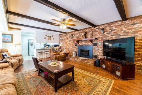 1110 Wilkins St, Mayodan, NC 27027 photo 6