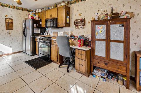 4315 Creekview Dr, Trinity, NC 27370 photo 10