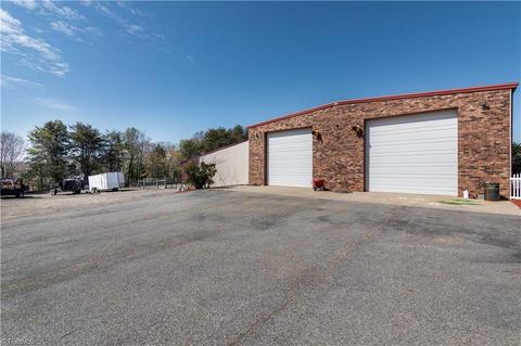 1095 Ashburn Dr, King, NC 27021 photo 23