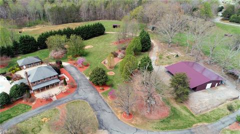 1095 Ashburn Dr, King, NC 27021 photo 37