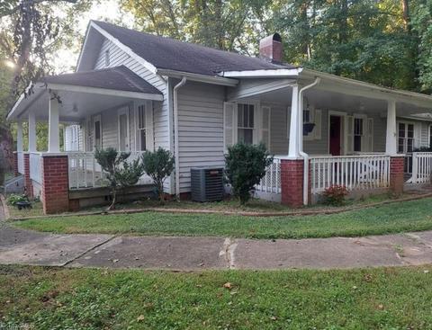 767 E Main St, Elkin, NC 28621 photo 1