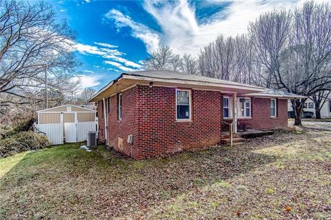 200 Avery Ave, High Point, NC 27265 photo 17