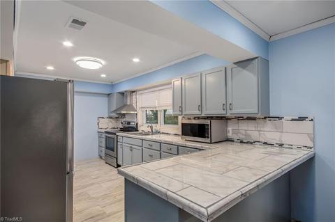 200 Avery Ave, High Point, NC 27265 photo 6