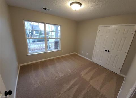 2720 Alpha St, High Point, NC 27263 photo 9