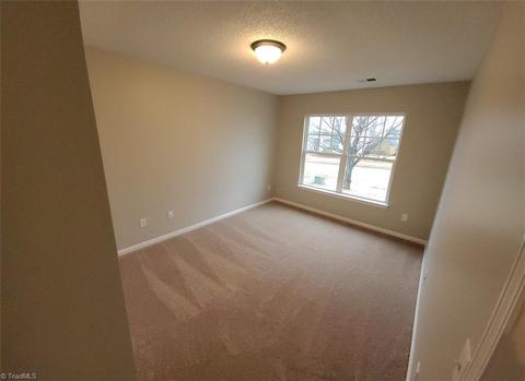 2720 Alpha St, High Point, NC 27263 photo 10