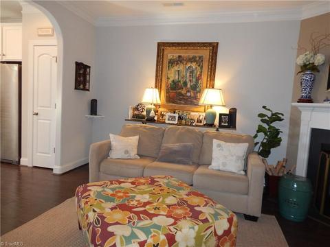 632 Nikyle Cir, High Point, NC 27265 photo 9