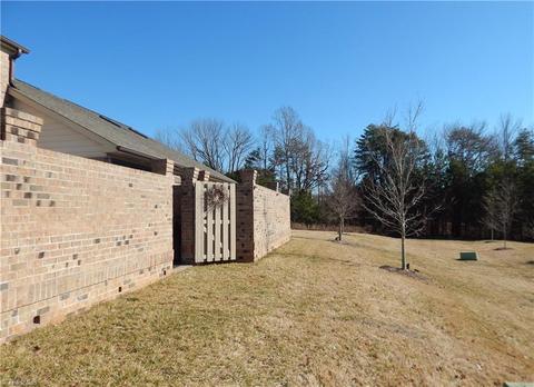632 Nikyle Cir, High Point, NC 27265 photo 31