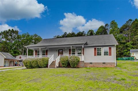 5055 Jordan Valley Rd, Trinity, NC 27370 photo 2