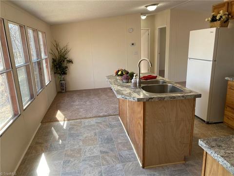 2728 Destin Dr, Trinity, NC 27370 photo 11