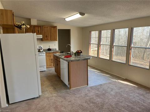 2728 Destin Dr, Trinity, NC 27370 photo 9