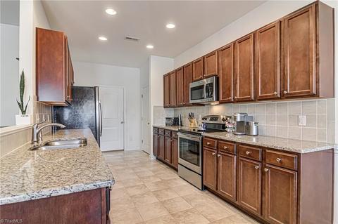 5311 Forester Dr, High Point, NC 27265 photo 11
