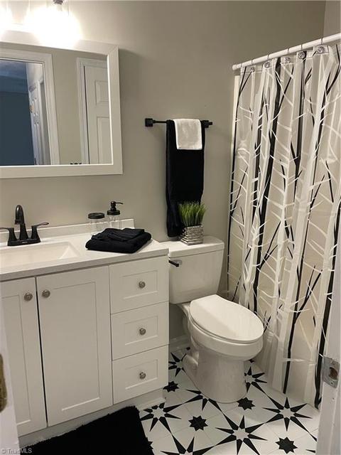 1714 Beaucrest Ave, High Point, NC 27265 photo 9