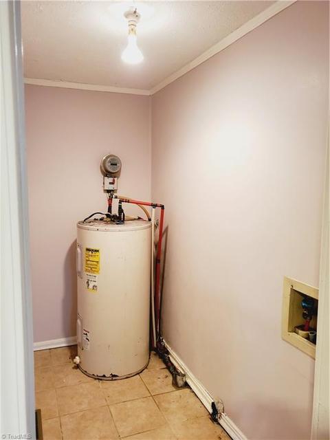 1404 Waterloo Dr, High Point, NC 27260 photo 8