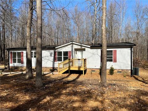 7765 Doe Run Trl, Staley, NC 27355 photo 1
