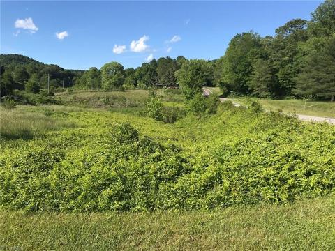 2880 Gladys Fork Rd, Ferguson, NC 28624 photo 14