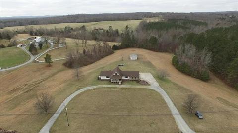 6561 Kennedy Rd, Trinity, NC 27370 photo 10