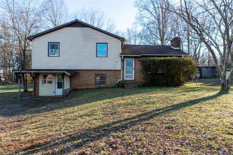 117 Buck Fork Rd, Dobson, NC 27017 photo 3
