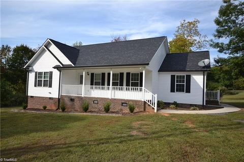 1889 Laughlin Rd, Randleman, NC 27317 photo 1