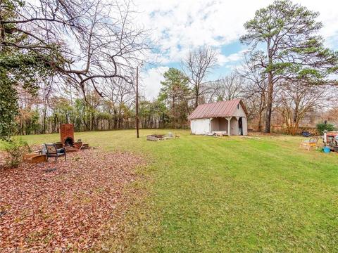 3762 Pineview Ave, High Point, NC 27260 photo 5