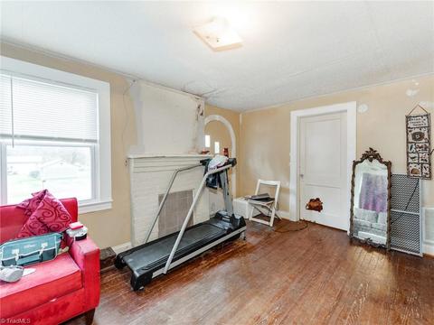 3762 Pineview Ave, High Point, NC 27260 photo 21