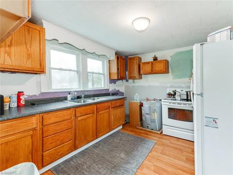 3762 Pineview Ave, High Point, NC 27260 photo 13