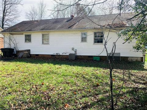 811 Runyon Dr, High Point, NC 27260 photo 5