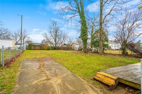1015 Meredith St, High Point, NC 27260 photo 20