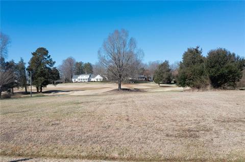 607 Burning Tree Cir, High Point, NC 27265 photo 2