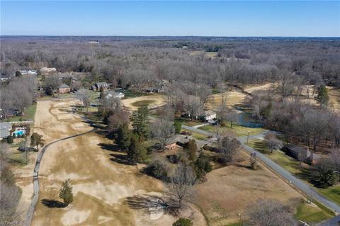 607 Burning Tree Cir, High Point, NC 27265 photo 7