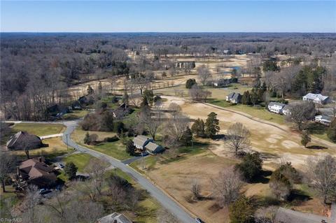 607 Burning Tree Cir, High Point, NC 27265 photo 6