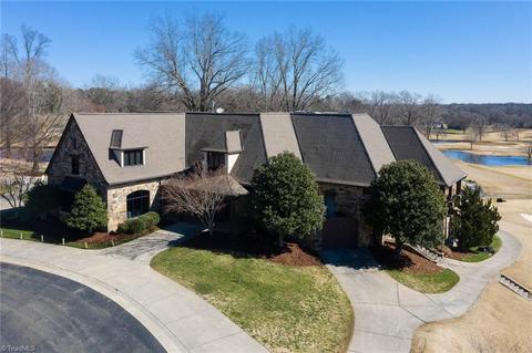 607 Burning Tree Cir, High Point, NC 27265 photo 8