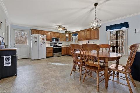 376 Dovefield Dr, Summerfield, NC 27358 photo 13