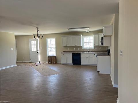 5000 Jordan Valley Rd, Trinity, NC 27370 photo 4