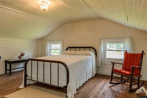 2026 Ray Loop Rd, Westfield, NC 27053 photo 6