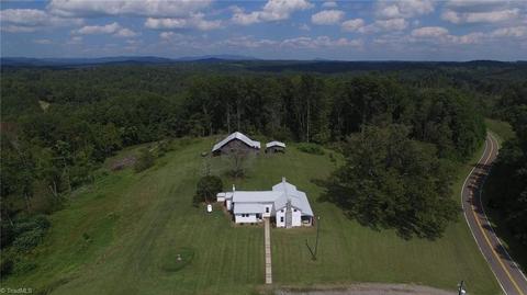 2026 Ray Loop Rd, Westfield, NC 27053 photo 1