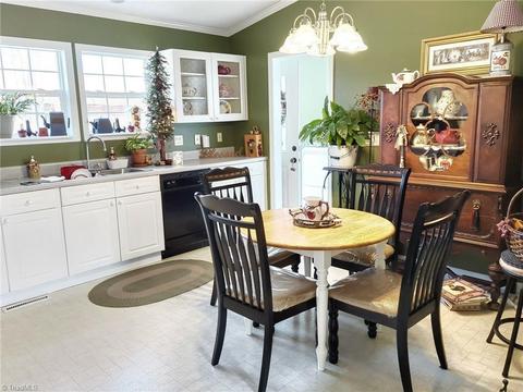 217 Ryan St, Dobson, NC 27017 photo 12