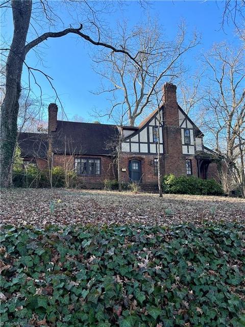 219 Edgedale Dr, High Point, NC 27262 photo 1