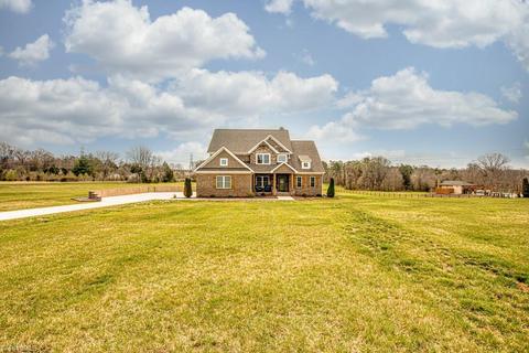 109 Baltimore Downs Rd, Advance, NC 27006 photo 1