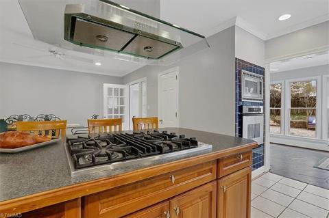 222 Edgedale Dr, High Point, NC 27262 photo 15