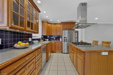 222 Edgedale Dr, High Point, NC 27262 photo 16