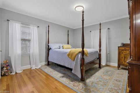 222 Edgedale Dr, High Point, NC 27262 photo 9