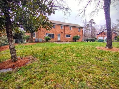 1602 Cherokee Dr, High Point, NC 27262 photo 7