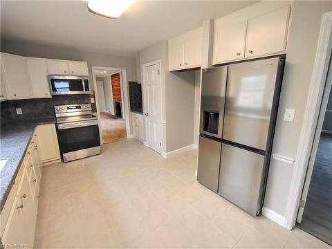 1602 Cherokee Dr, High Point, NC 27262 photo 20